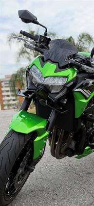 KAWASAKI Z900 